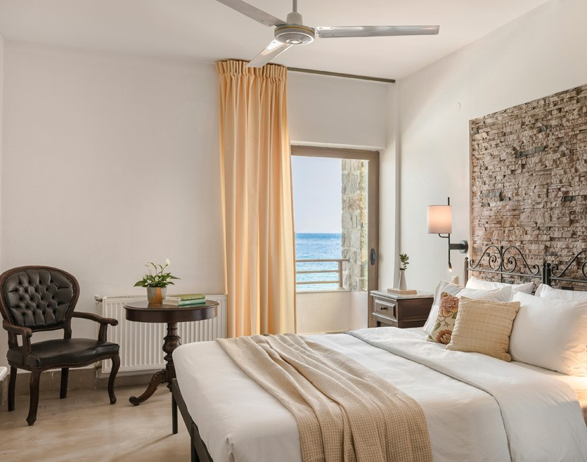 DELUXE DOUBLE SEA <BR />VIEW 1ST FLOOR